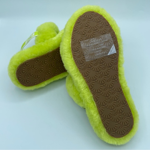 UGG oh Yea “Key Lime” Girls Sandal - Picture 5 of 9
